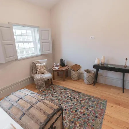 Quinta De Travassinhos- Douro Valley & *