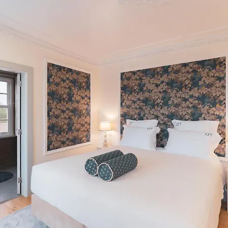 Quinta De Travassinhos- Douro Valley & *