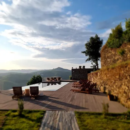 Quinta De Travassinhos- Douro Valley & *