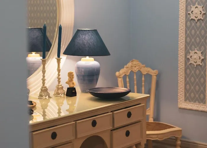 Quinta De Travassinhos- Douro Valley & *