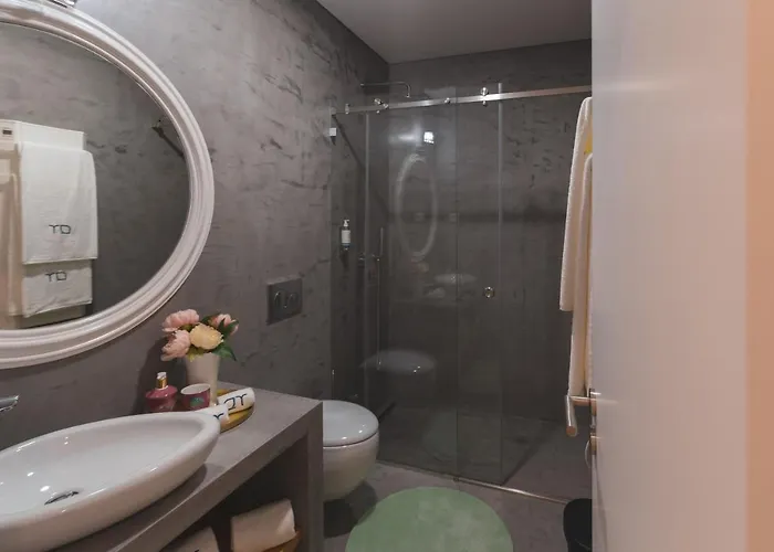 Quinta De Travassinhos- Douro Valley & Santa Marta de Penaguião