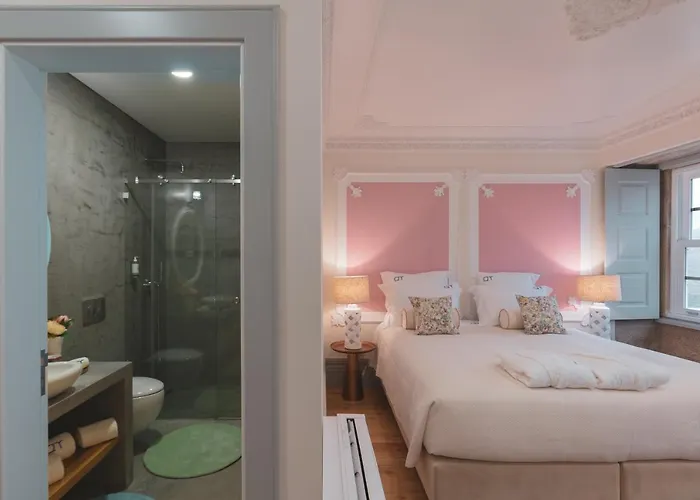 Quinta De Travassinhos- Douro Valley &