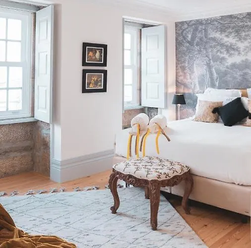 Quinta De Travassinhos- Douro Valley & * Santa Marta de Penaguião